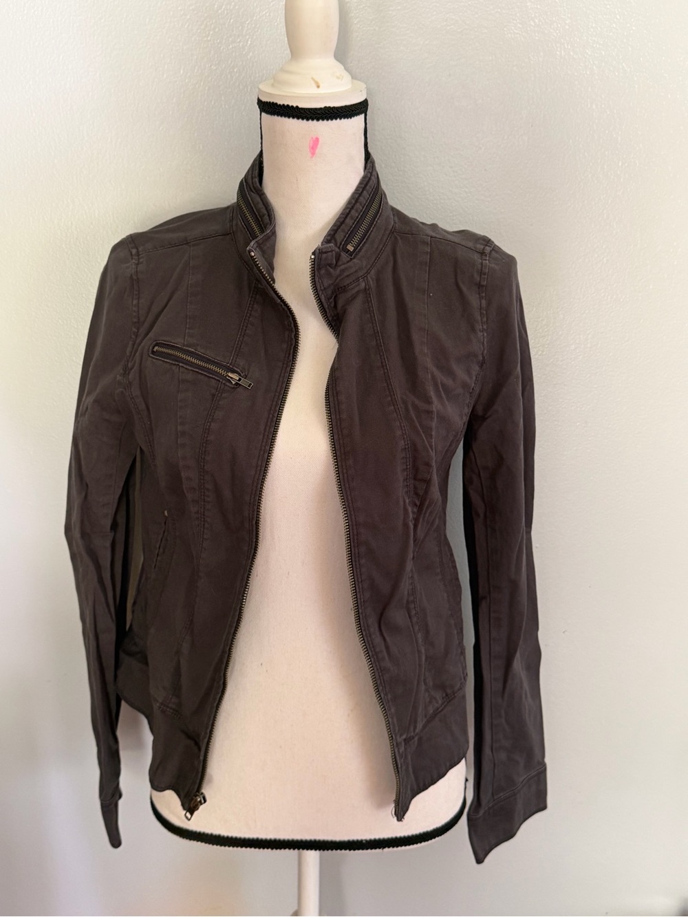 Women's Dark Grey Zip-Front Lightweight Jacket